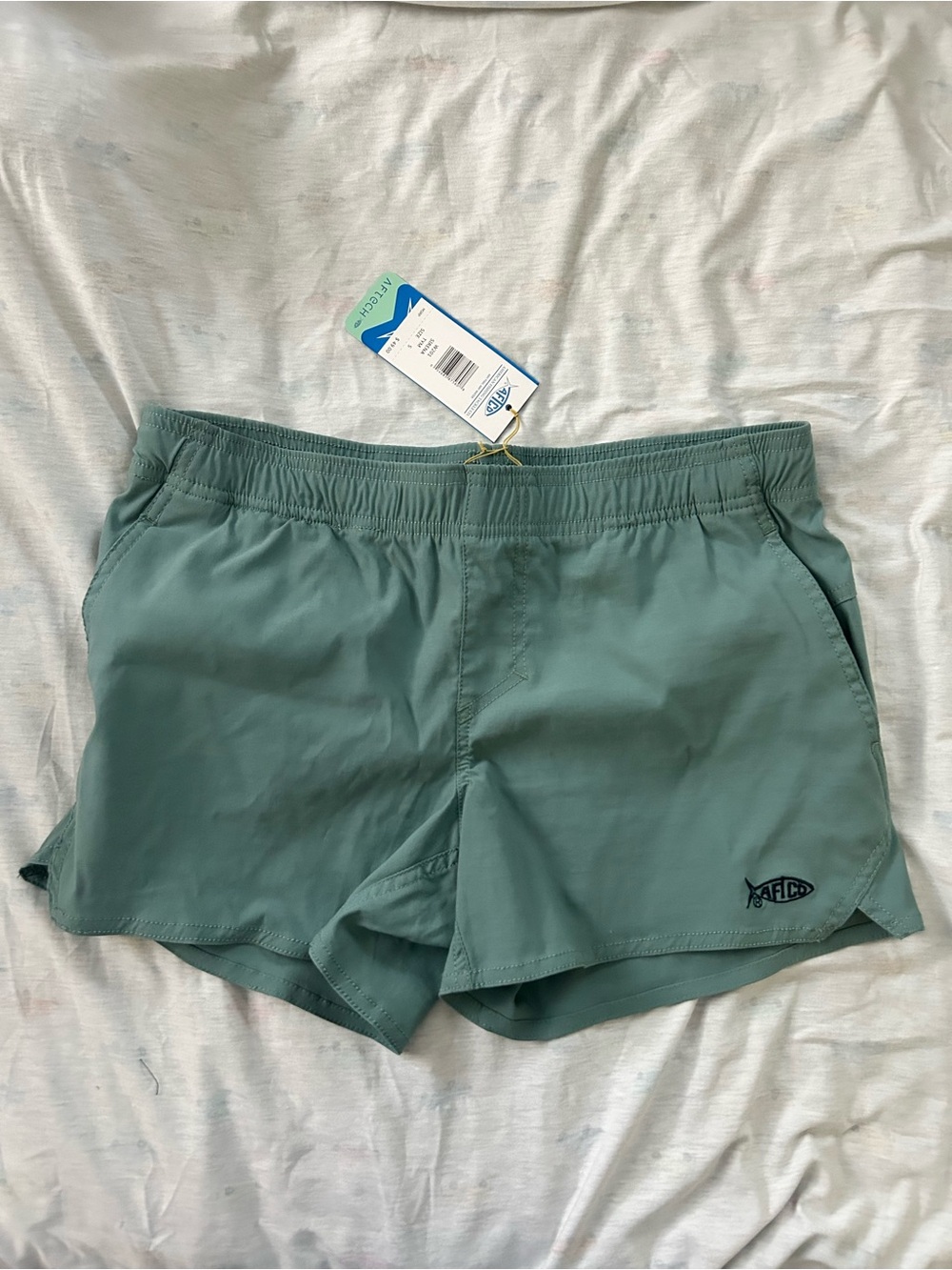 NWT AFTCO Sirena Hybrid Tech Fishing Shorts Women's Small Thyme Green W201